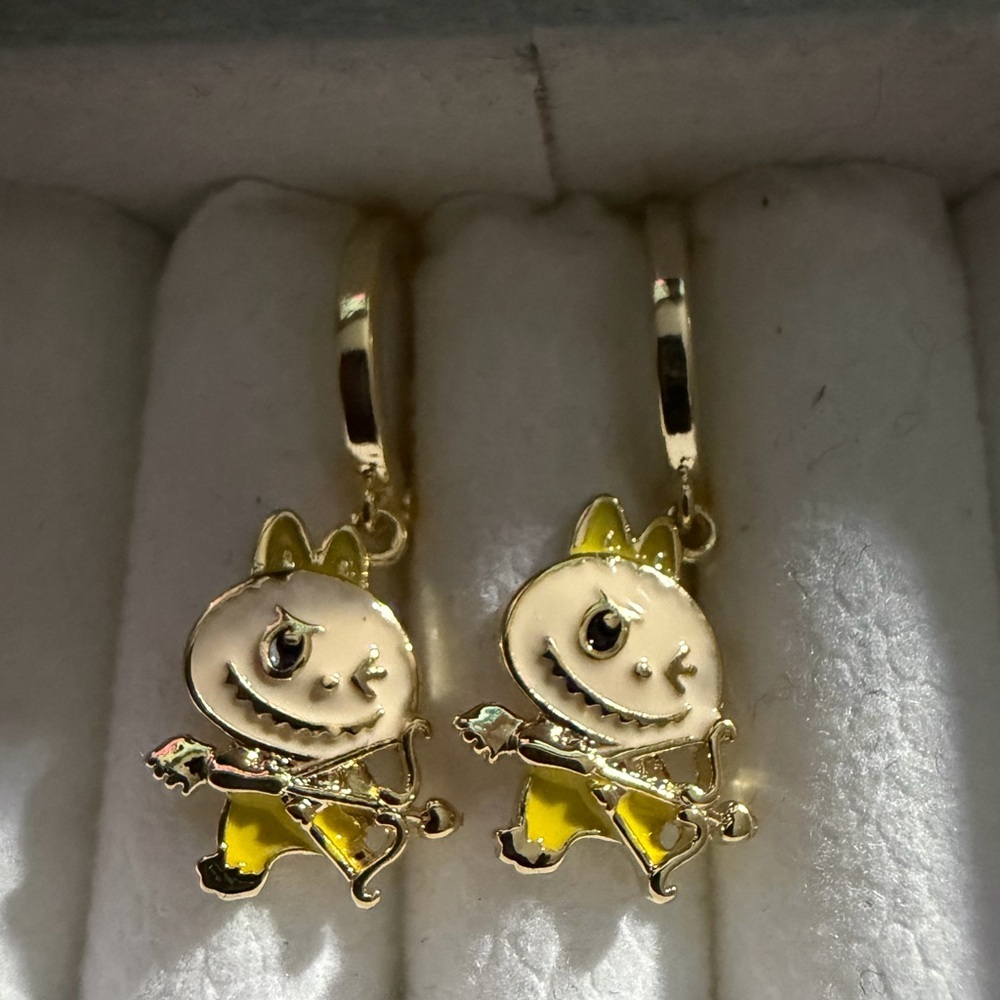 14K Gold Bow & Arrow Valentine Labubu Theme Enamel Hoop Earrings Kawaii Boutique - Picture 2 of 6